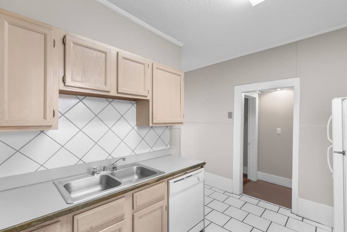 Apartment for rent at 1429 18th St S, Birmingham, AL 35205