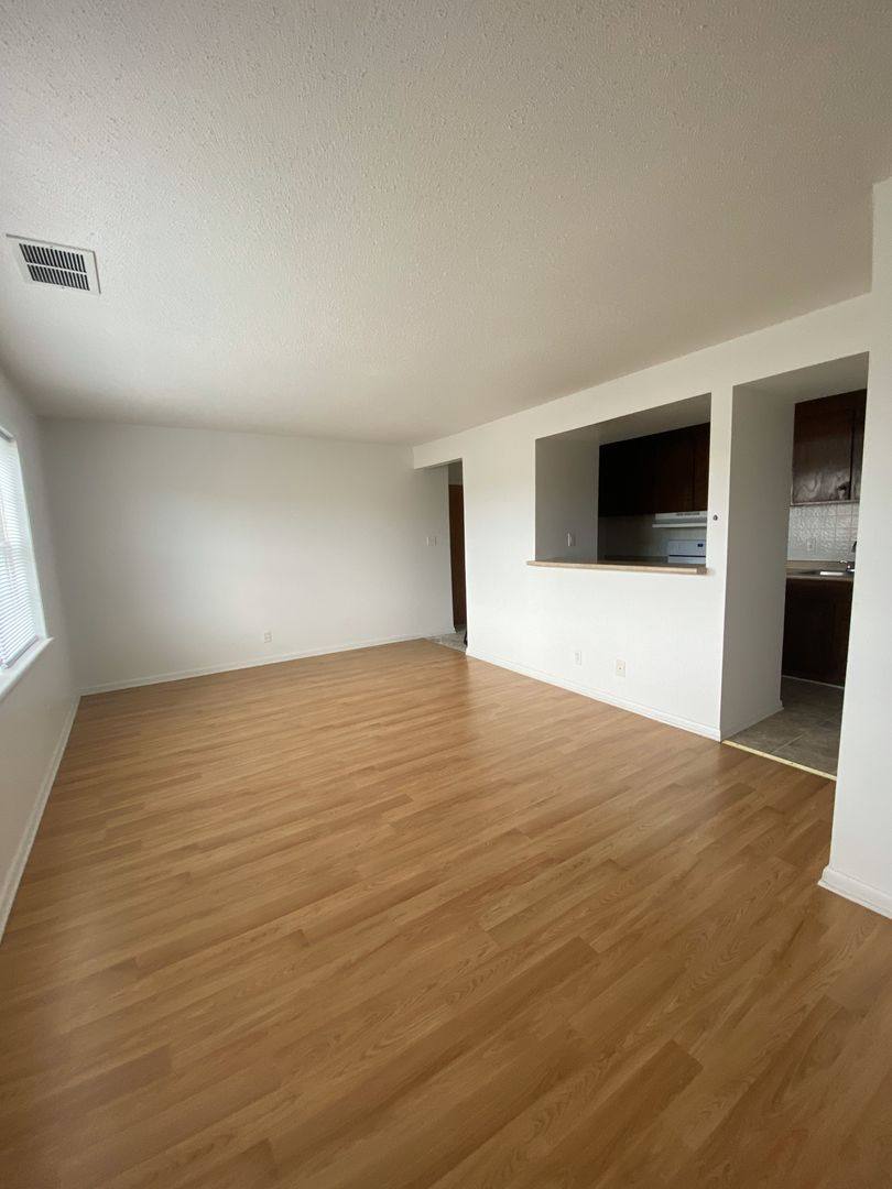 Apartment for rent at 2209 Marquette Rd, Peru, IL 61354