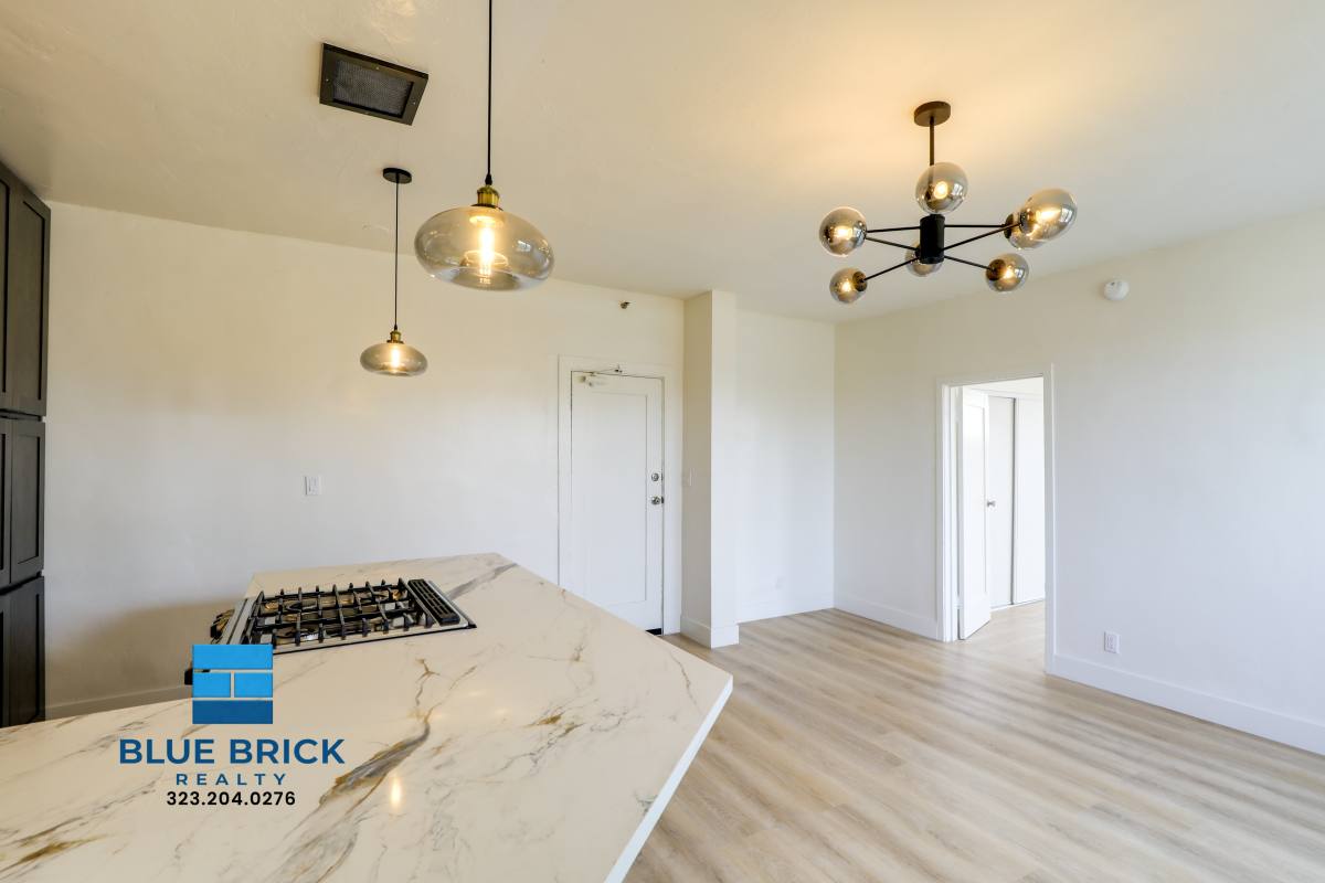 Apartment for rent at 300 N Bonnie Brae St #302, Los Angeles, CA 90026