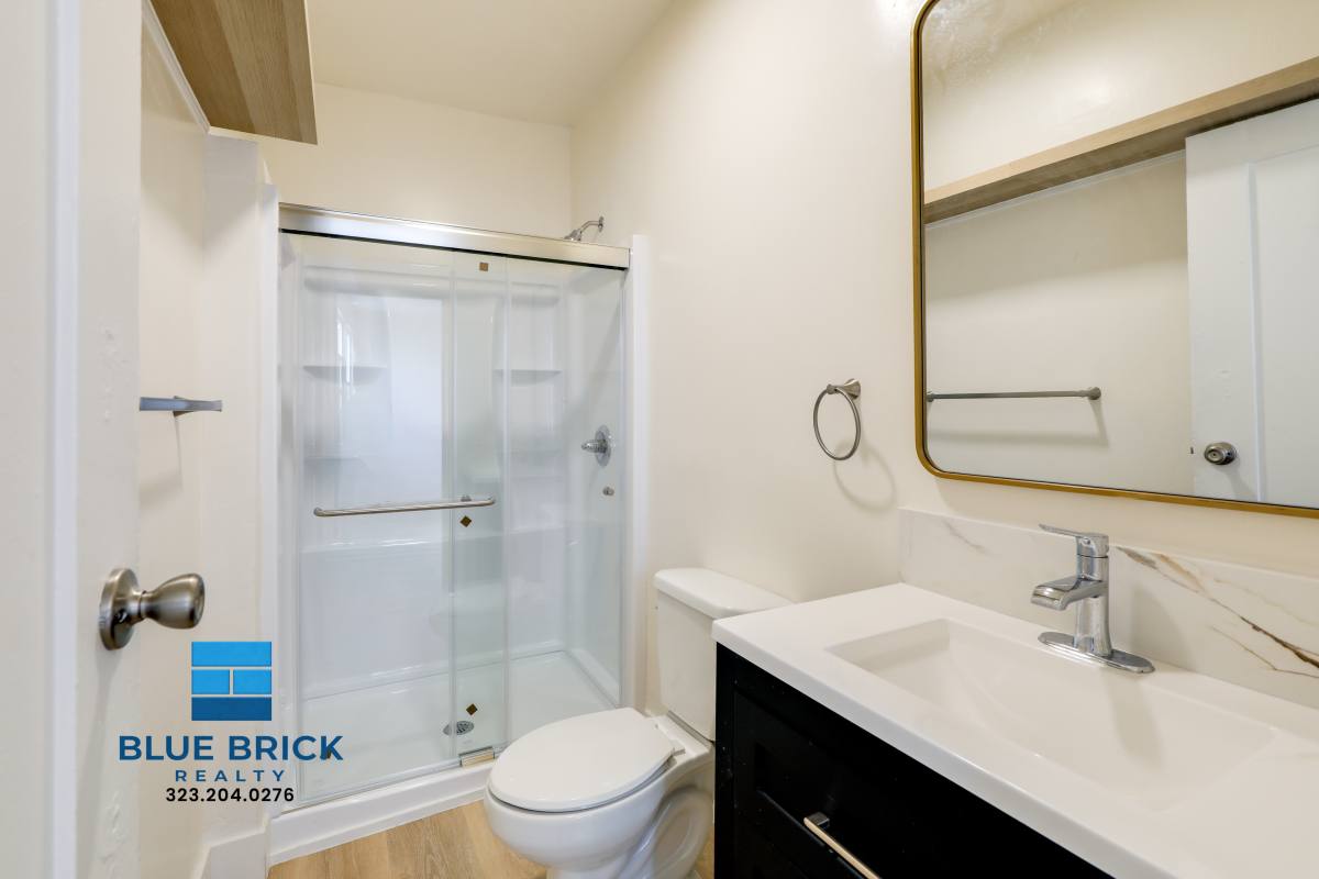 Apartment for rent at 300 N Bonnie Brae St #302, Los Angeles, CA 90026