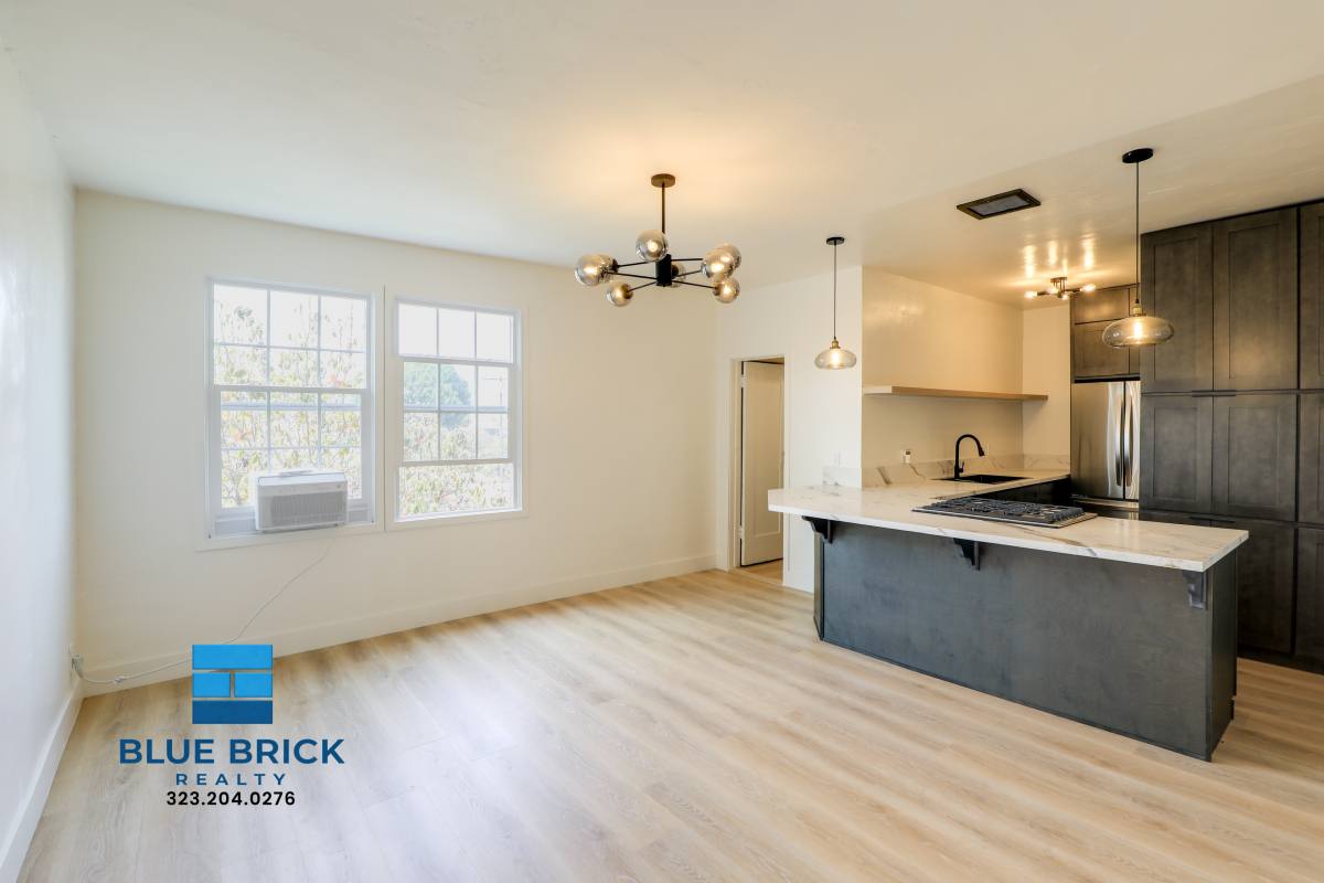 Apartment for rent at 300 N Bonnie Brae St #302, Los Angeles, CA 90026