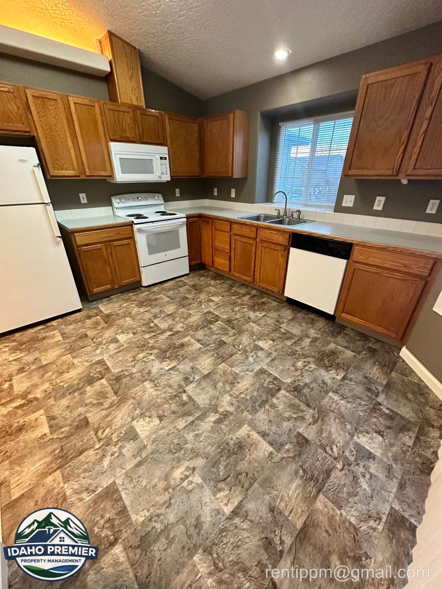 House for rent at 10977 W Altair St, Star, ID 83669