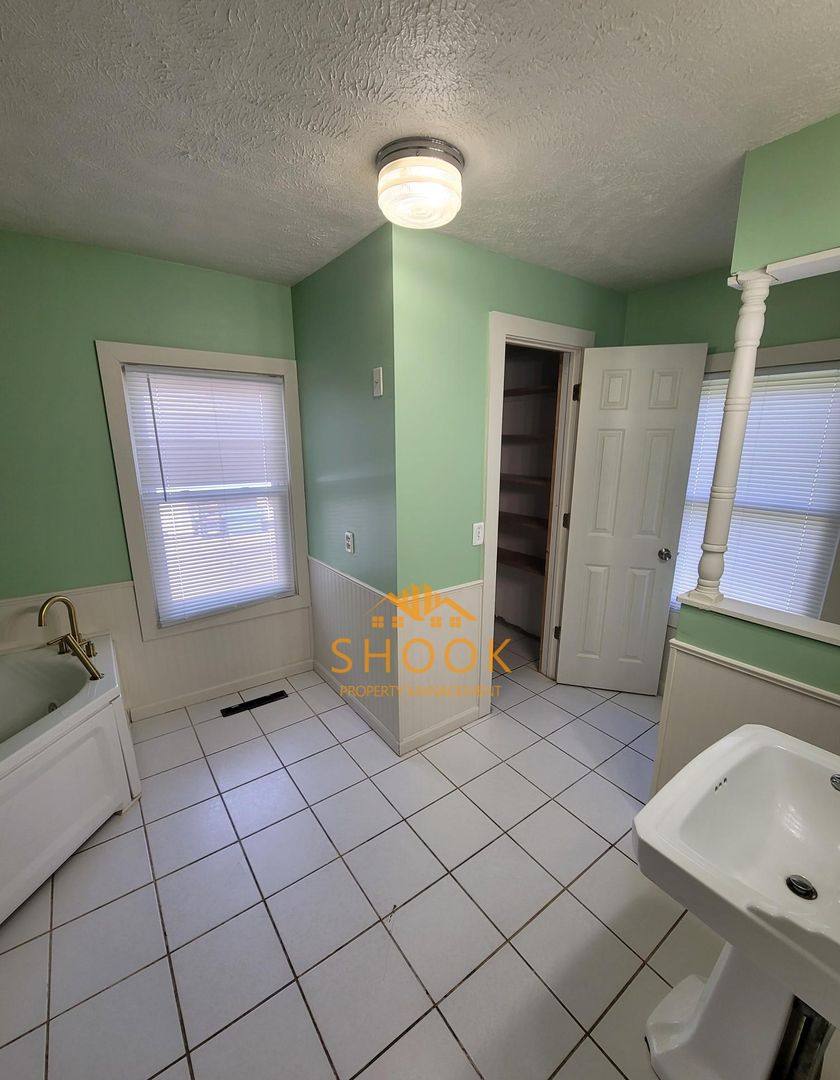 House for rent at 507 N 27th St, Lafayette, IN 47904