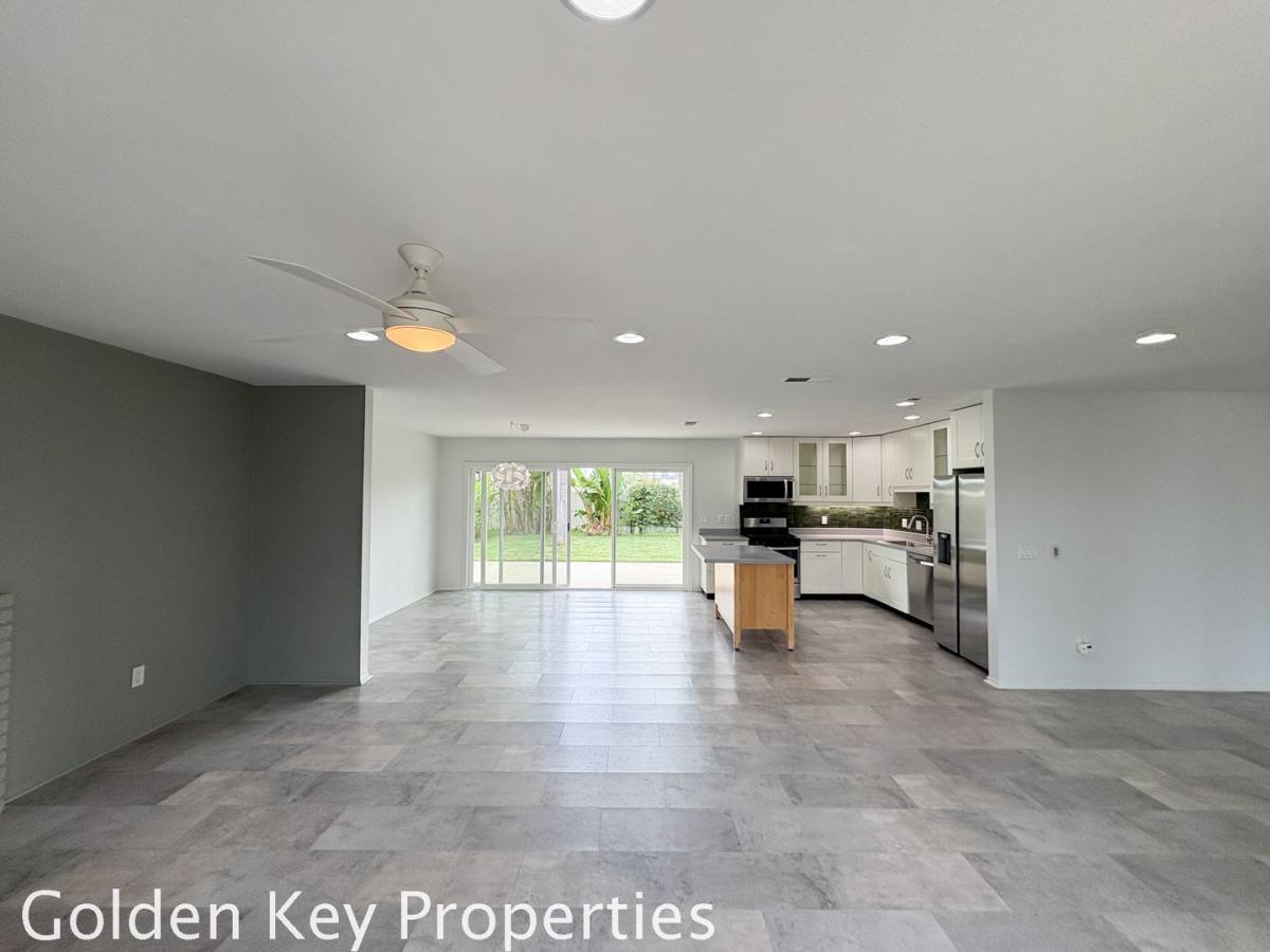 House for rent at 5510 Los Robles Dr, Carlsbad, CA 92008