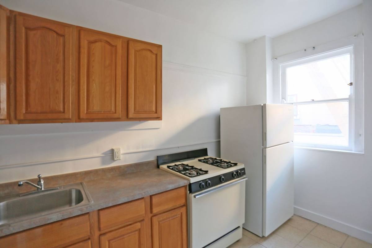 Apartment for rent at 797 Bush St, San Francisco, CA 94108