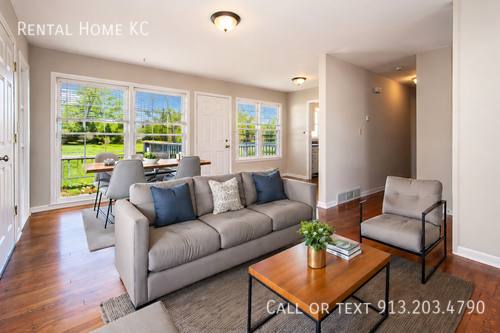 House for rent at 9427 Gillette St, Lenexa, KS 66215
