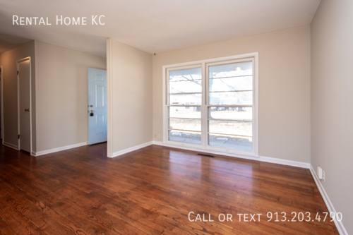 House for rent at 9427 Gillette St, Lenexa, KS 66215