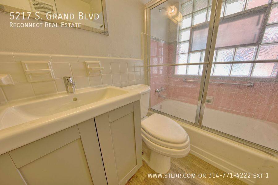 Apartment for rent at 5217 S Grand Blvd, Saint Louis, MO 63111