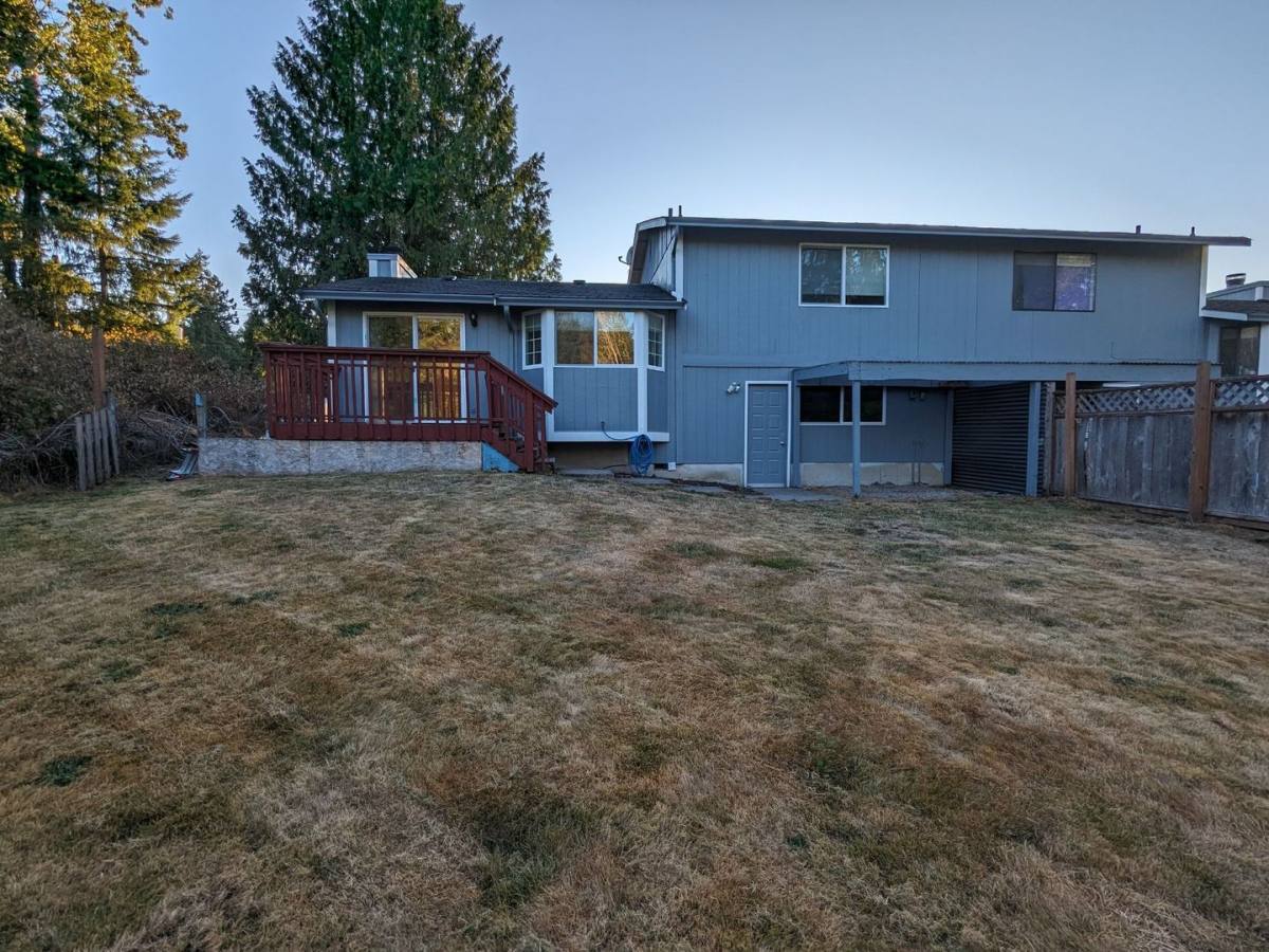 Apartment for rent at 12819- 12821 Waller Rd E, Tacoma, WA 98446