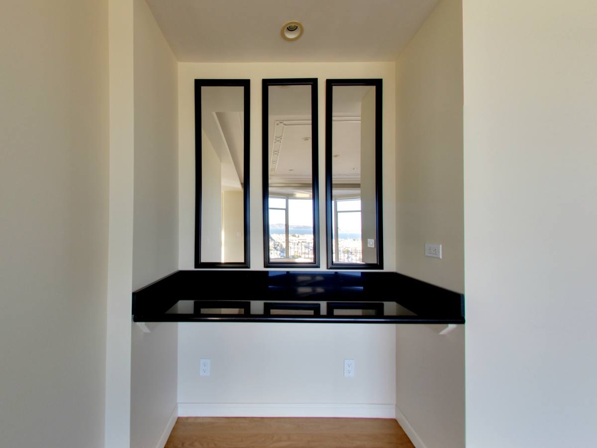 Apartment for rent at 2090 Green St, San Francisco, CA 94123