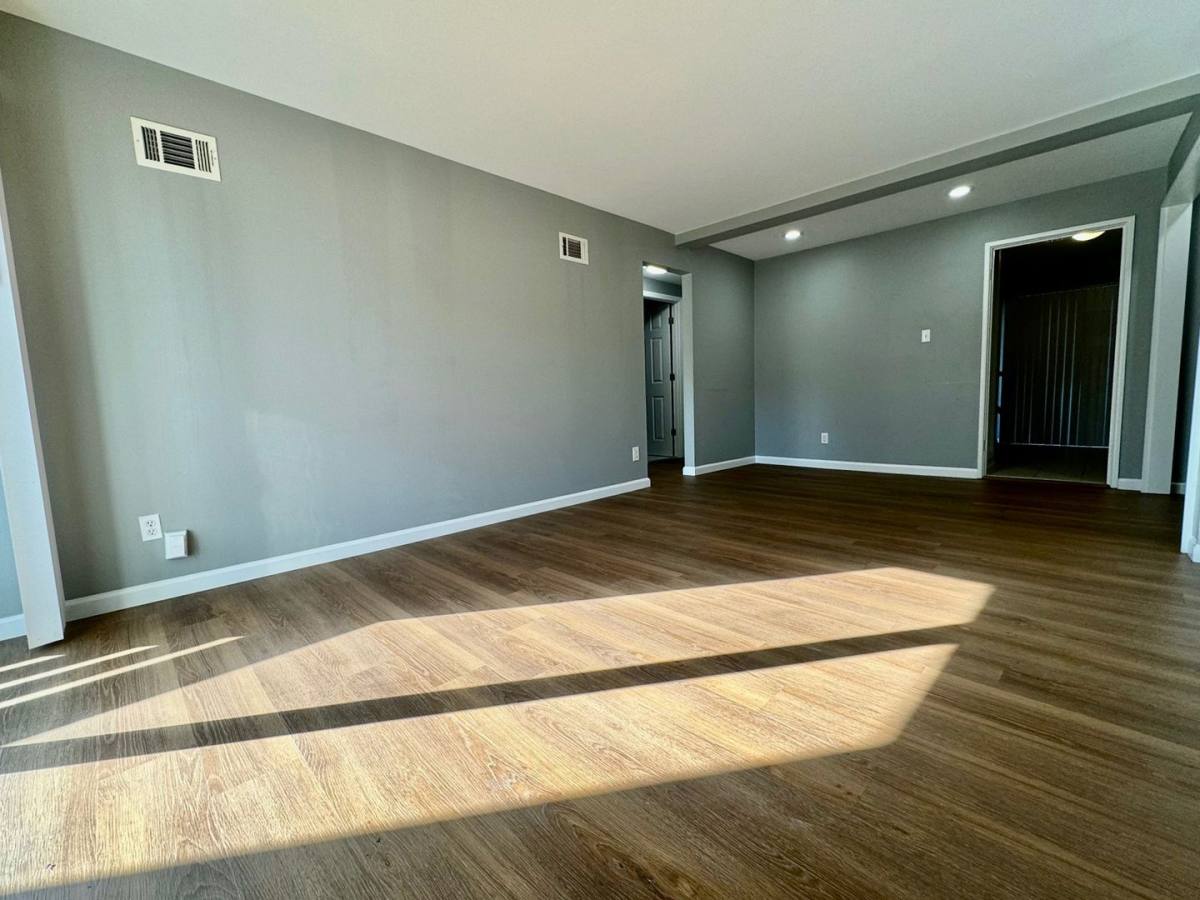 Apartment for rent at 1-3 Heartwoods Court, Saint Louis, MO 63132