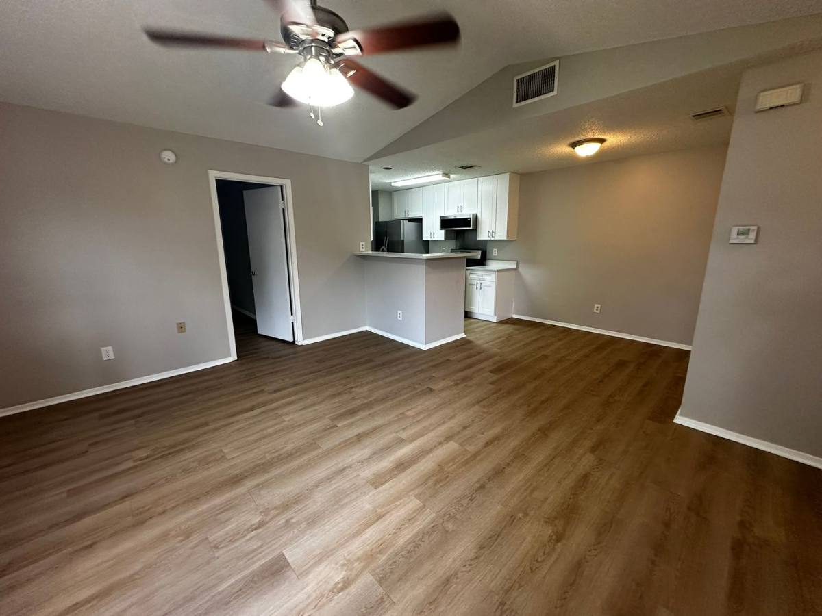 Apartment for rent at 7900 W Gate Blvd, Austin, TX 78745