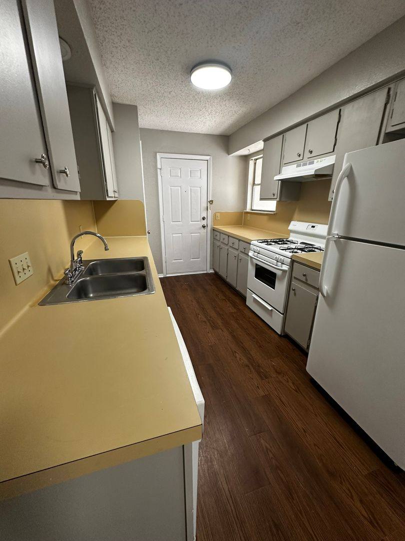Apartment for rent at 2202 Donahue Lane, Austin, TX 78744