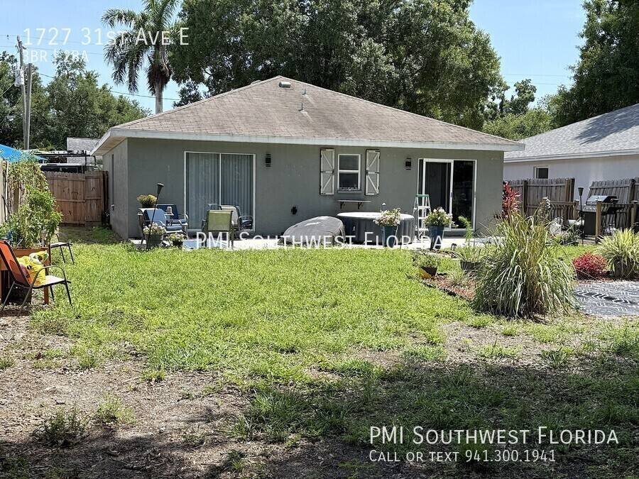 House for rent at 1727 31st Ave E, Bradenton, FL 34208