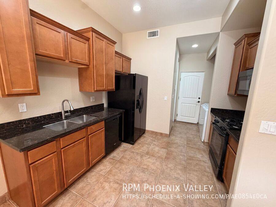 Apartment for rent at 897 E Roma Ave #3, Phoenix, AZ 85014