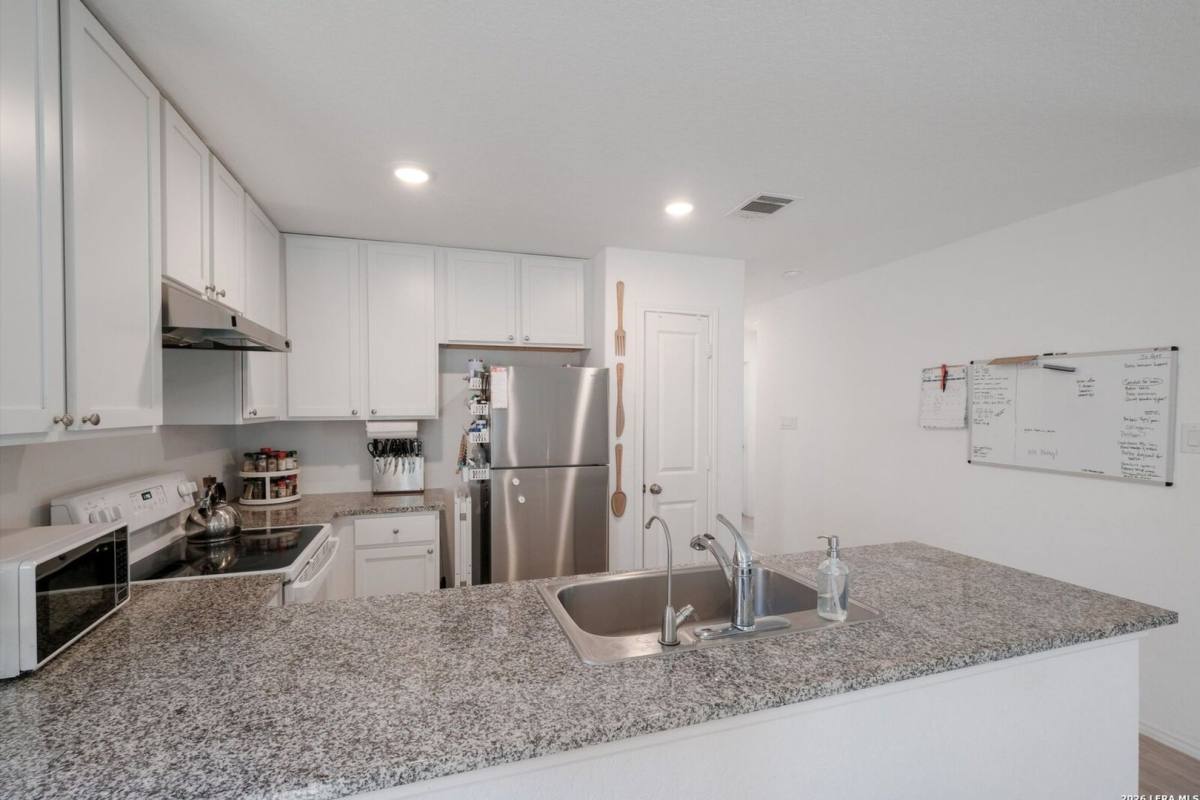 House for rent at 6422 Magee Run, San Antonio, TX 78220