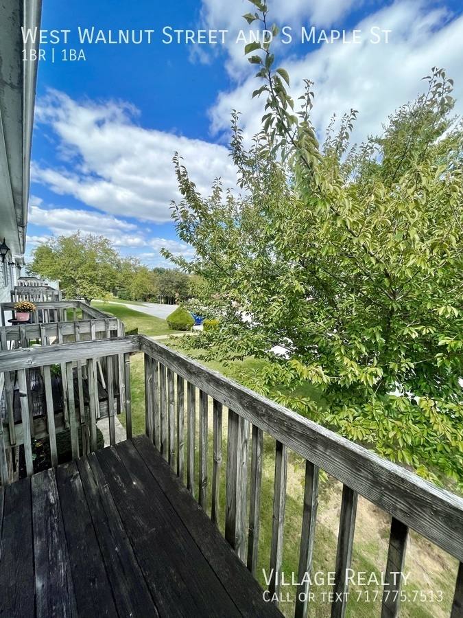 Apartment for rent at 76 W Walnut St #B, Dallastown, PA 17313
