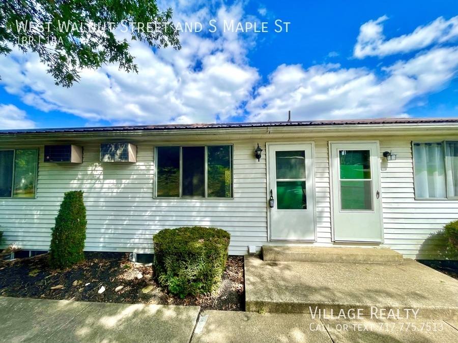 Apartment for rent at 76 W Walnut St #B, Dallastown, PA 17313