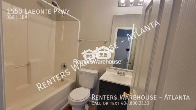 Townhouse for rent at 1550 Labonte Parkway, McDonough, GA 30253