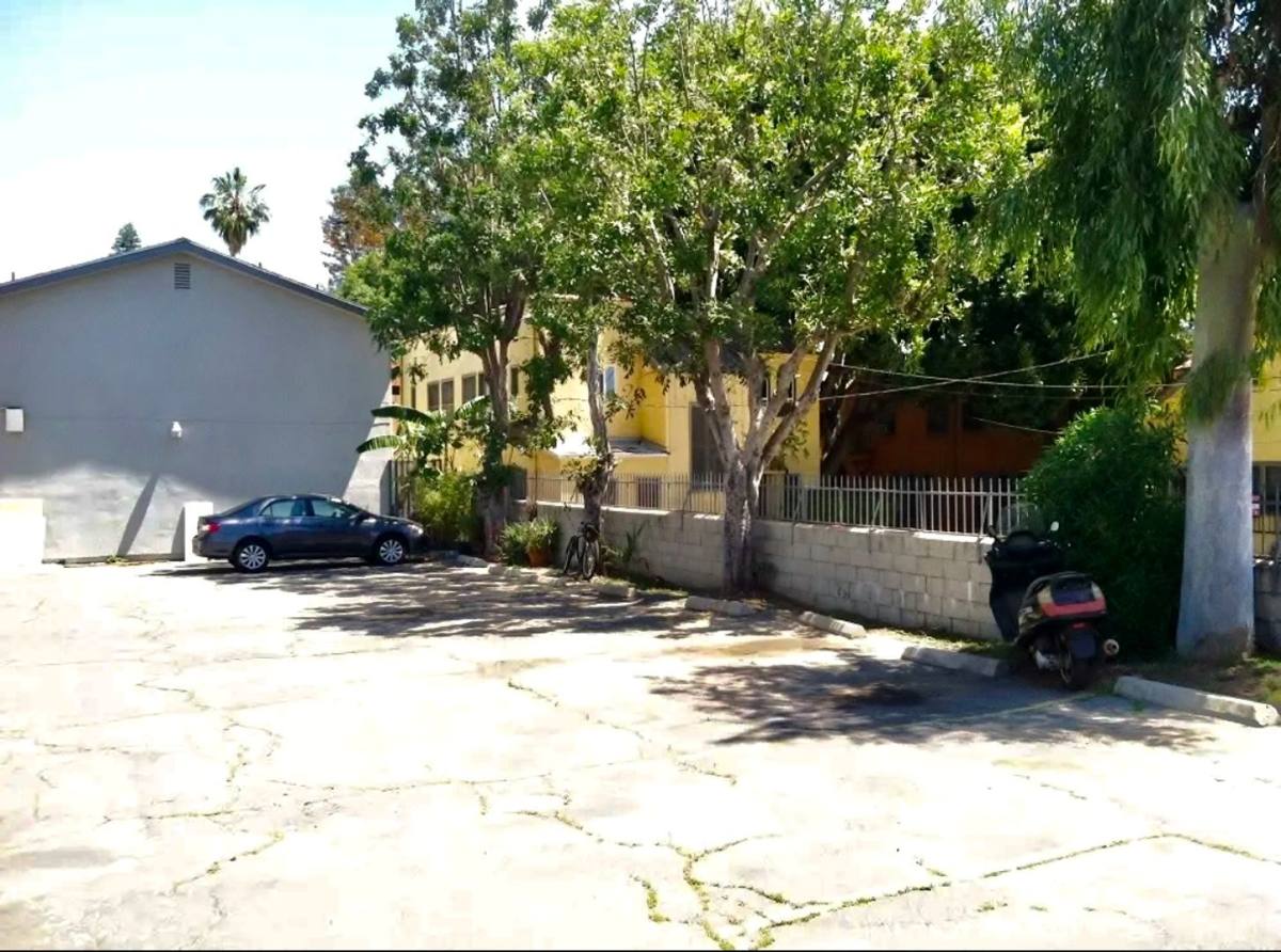 Apartment for rent at 1539 N Bronson Ave, Los Angeles, CA 90028