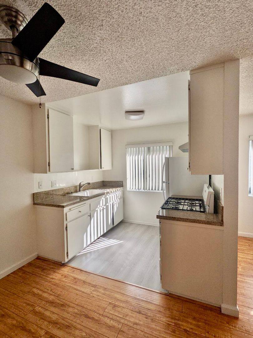 Apartment for rent at 1539 N Bronson Ave, Los Angeles, CA 90028