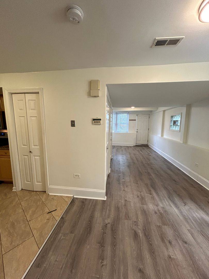 Apartment for rent at 1505 W Huron St #G, Chicago, IL 60642