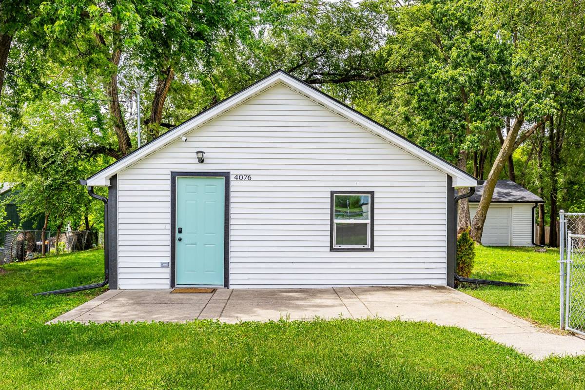 House for rent at 4076 Indianola Ave, Des Moines, IA 50320