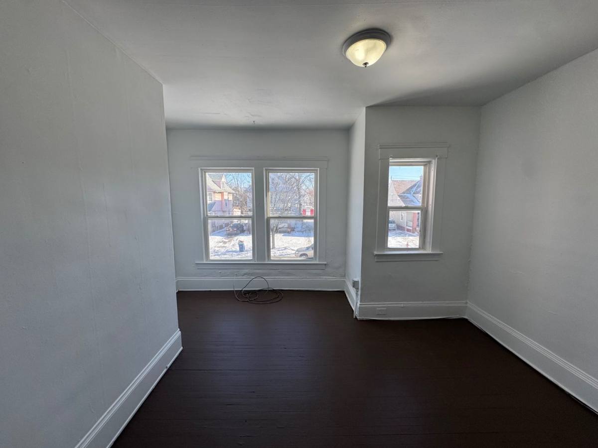 Apartment for rent at 3300 W 98 St, Cleveland, OH 44102