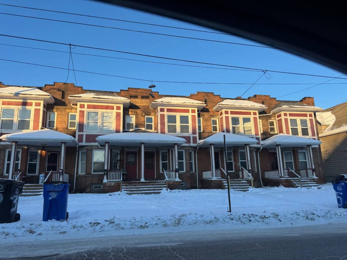 Apartment for rent at 3300 W 98 St, Cleveland, OH 44102