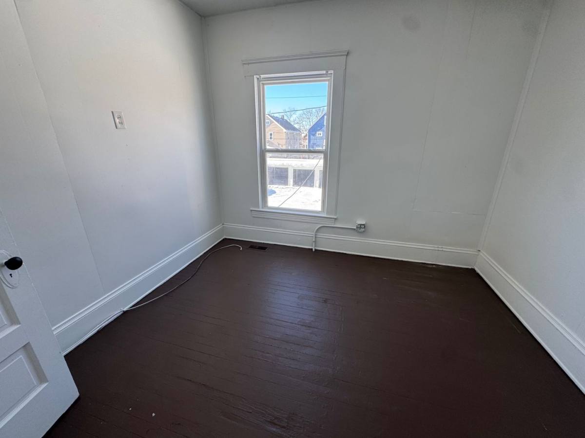 Apartment for rent at 3300 W 98 St, Cleveland, OH 44102