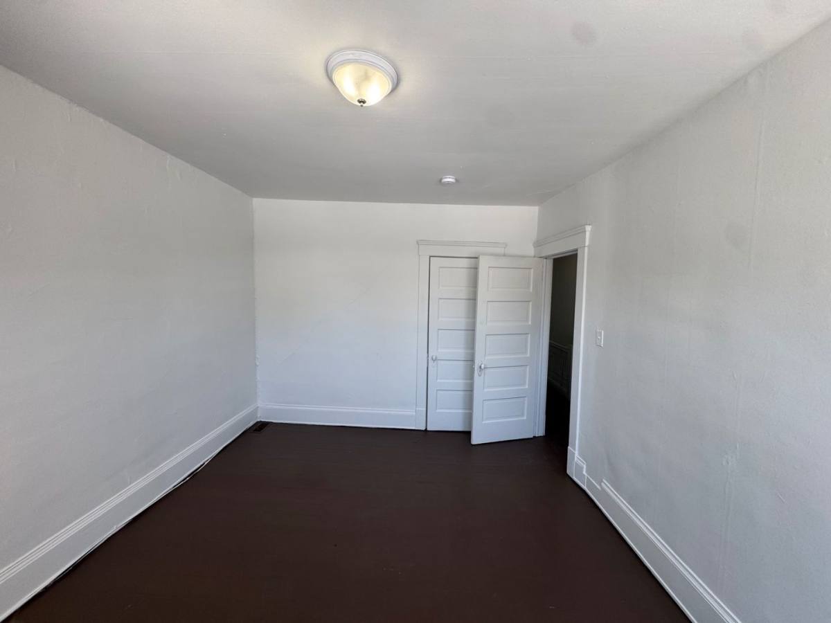 Apartment for rent at 3300 W 98 St, Cleveland, OH 44102