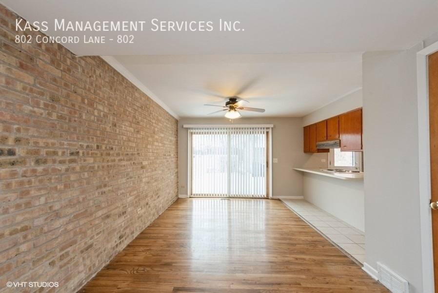 Townhouse for rent at 802 Concord Lane #802, Barrington, IL 60010