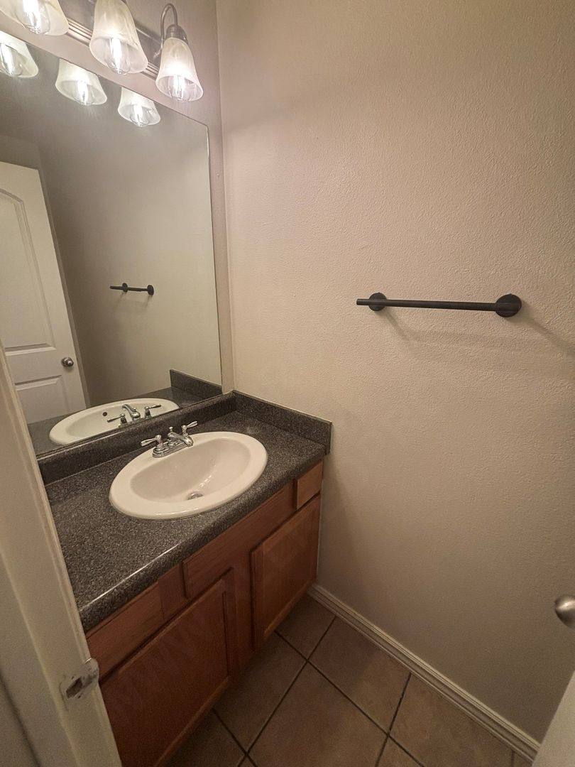 Townhouse for rent at 12284 Rambling Rose Way, Farmington, AR 72730