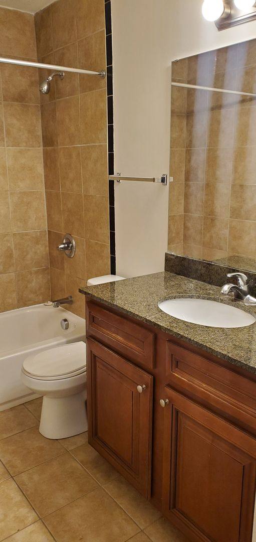 Apartment for rent at 11515 Gravois Rd, Saint Louis, MO 63126