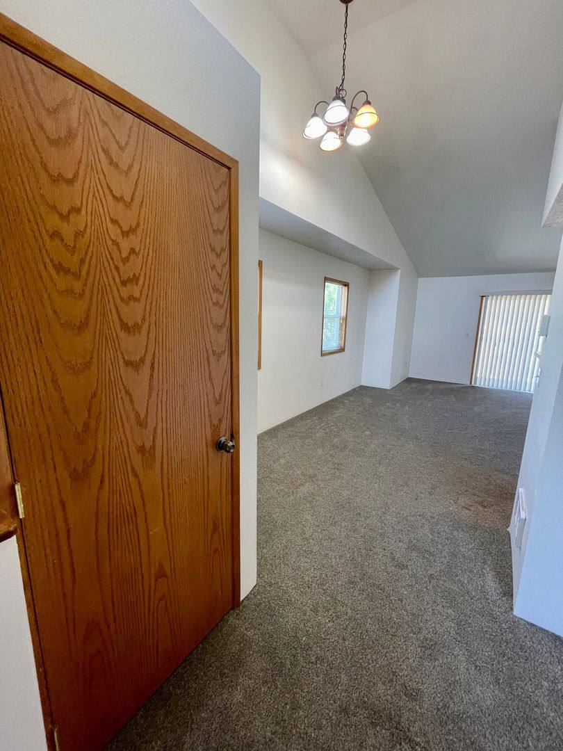 Apartment for rent at 5631 N Hills Dr, Klamath Falls, OR 97603