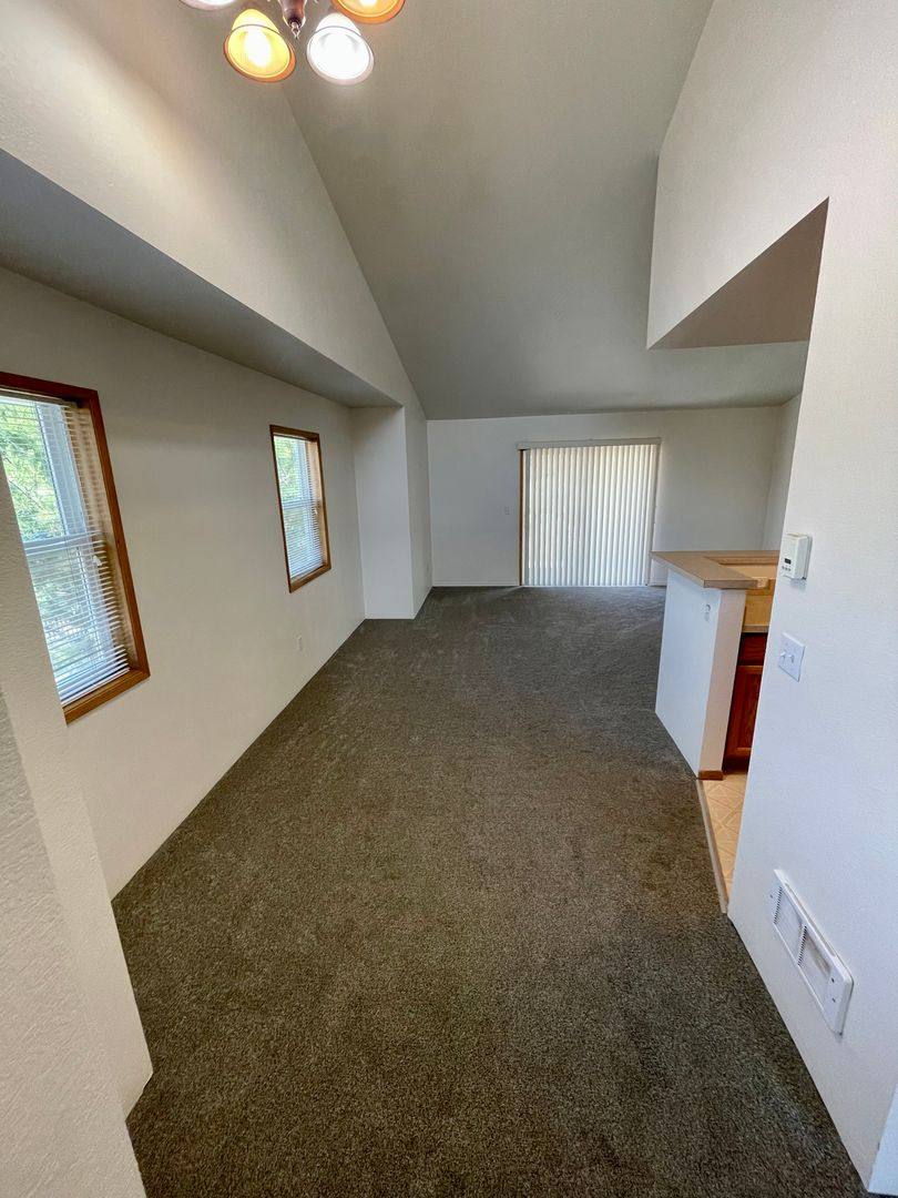 Apartment for rent at 5631 N Hills Dr, Klamath Falls, OR 97603