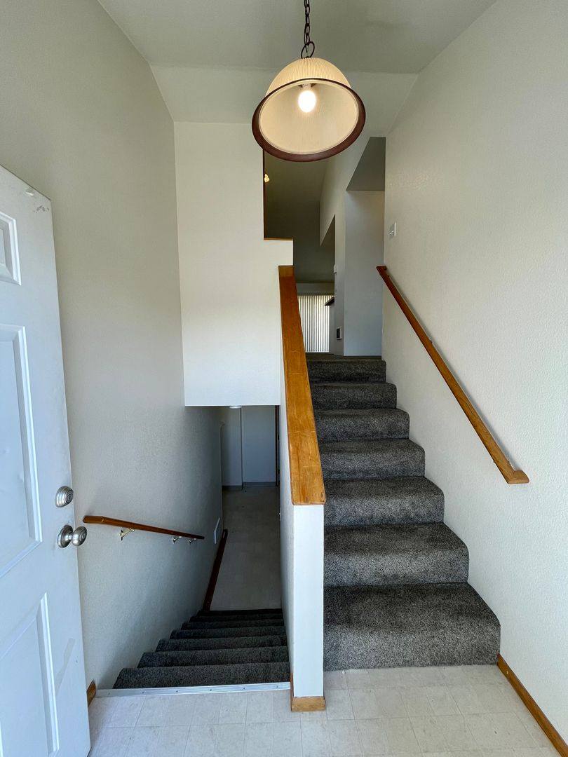 Apartment for rent at 5631 N Hills Dr, Klamath Falls, OR 97603