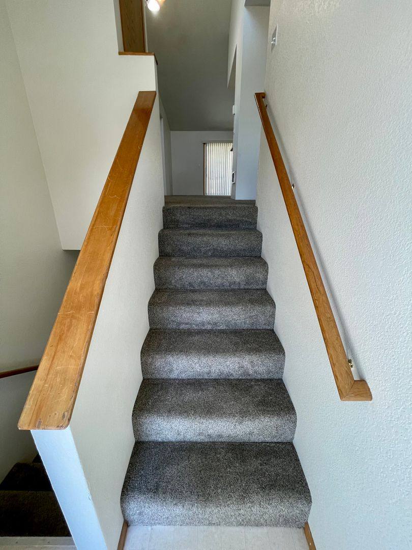 Apartment for rent at 5631 N Hills Dr, Klamath Falls, OR 97603