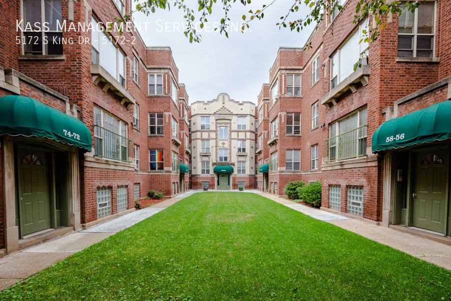 Apartment for rent at 5172 S King Dr #2, Chicago, IL 60615