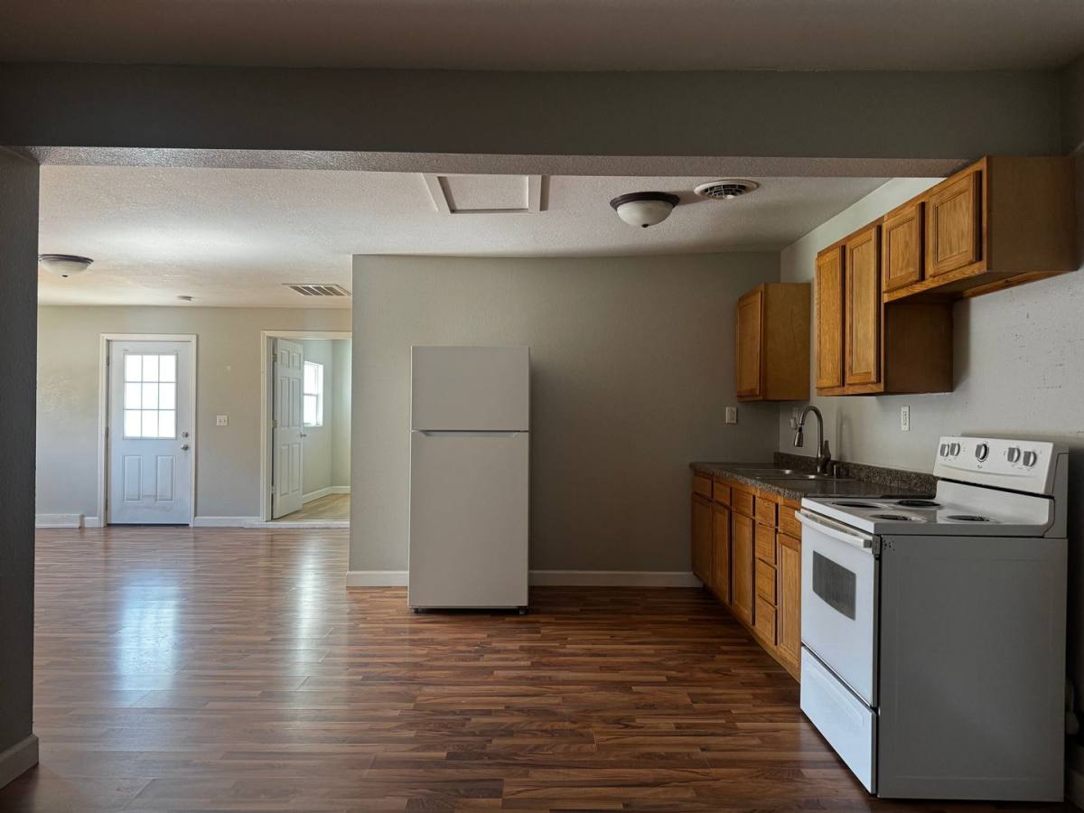 Apartment for rent at 2047 US-Highway, Du Quoin, IL 62832
