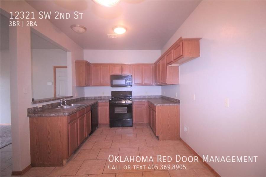 House for rent at 12321 SW 2nd St, Yukon, OK 73099