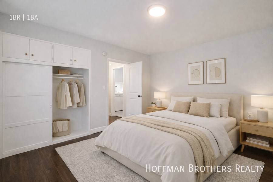 Apartment for rent at 5716 La Mirada Ave #3, Los Angeles, CA 90038