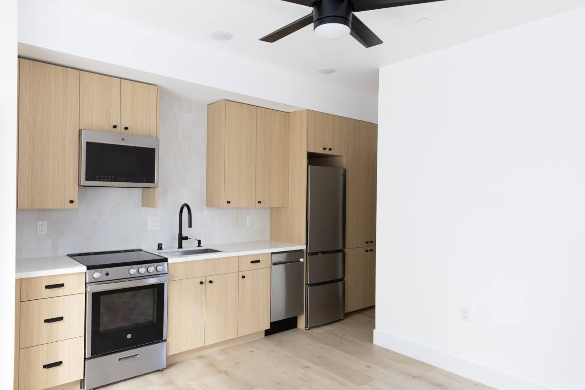 Apartment for rent at 1514-1516-1518-1520 Solons Alley, Sacramento, CA 95811