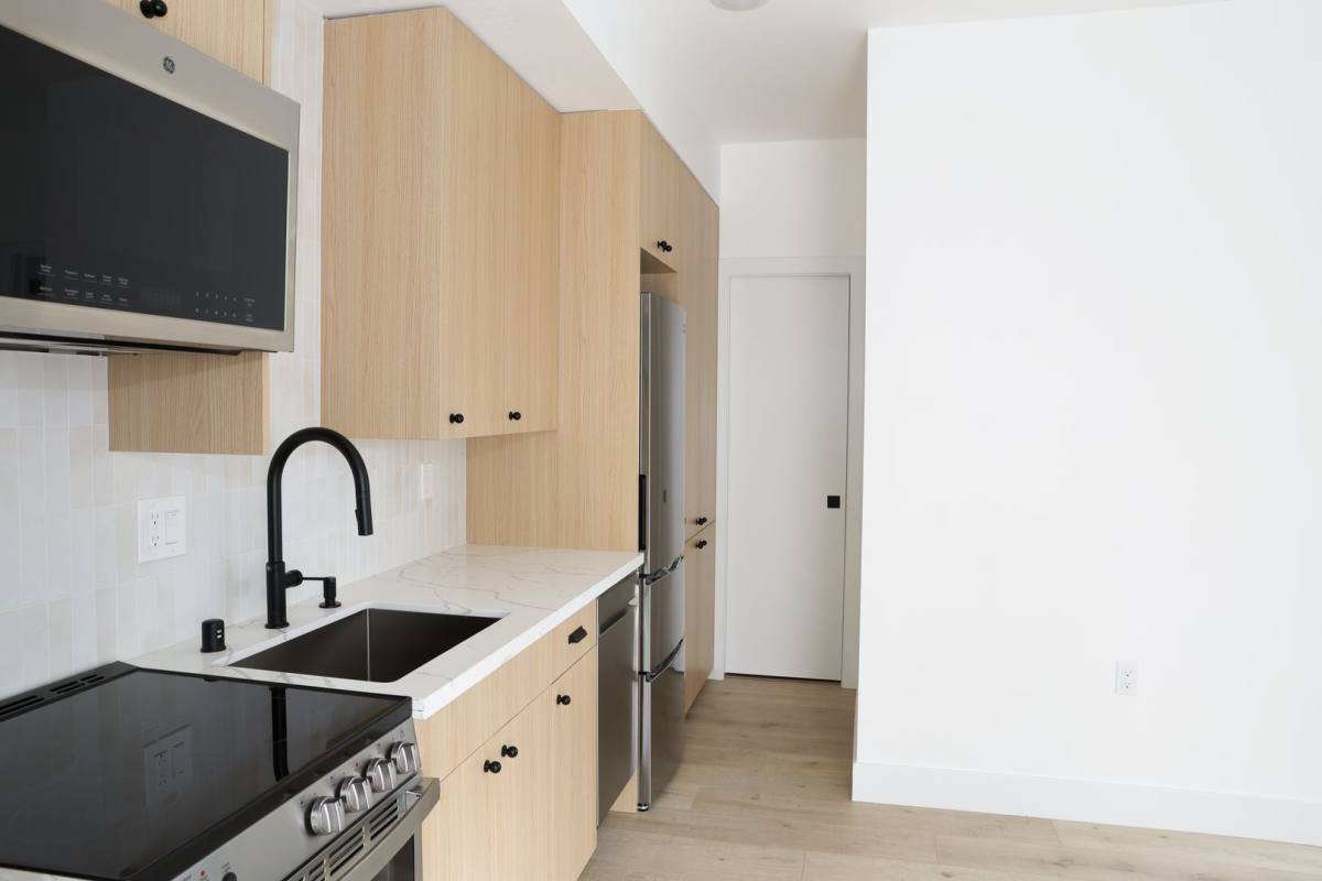 Apartment for rent at 1514-1516-1518-1520 Solons Alley, Sacramento, CA 95811