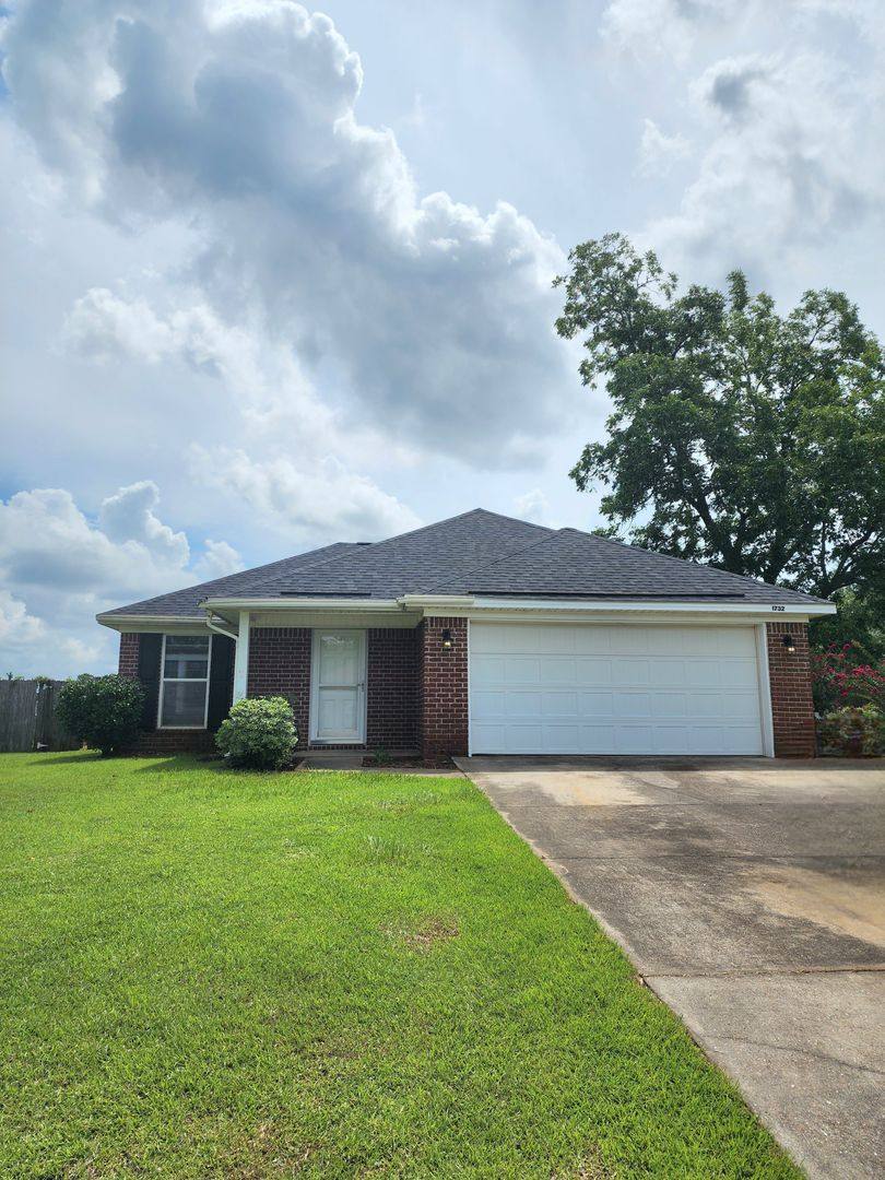 House for rent at 1732 Abbey Loop, Foley, AL 36535