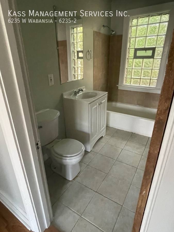 Apartment for rent at 6235 W Wabansia #2, Chicago, IL 60639