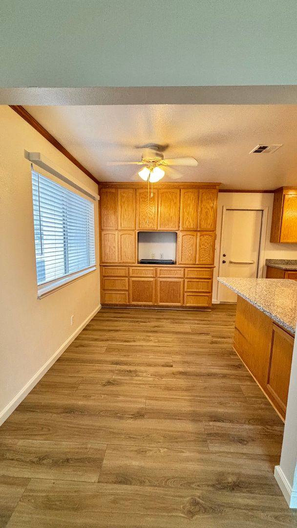 House for rent at 137 Argonaunt St, Manteca, CA 95336