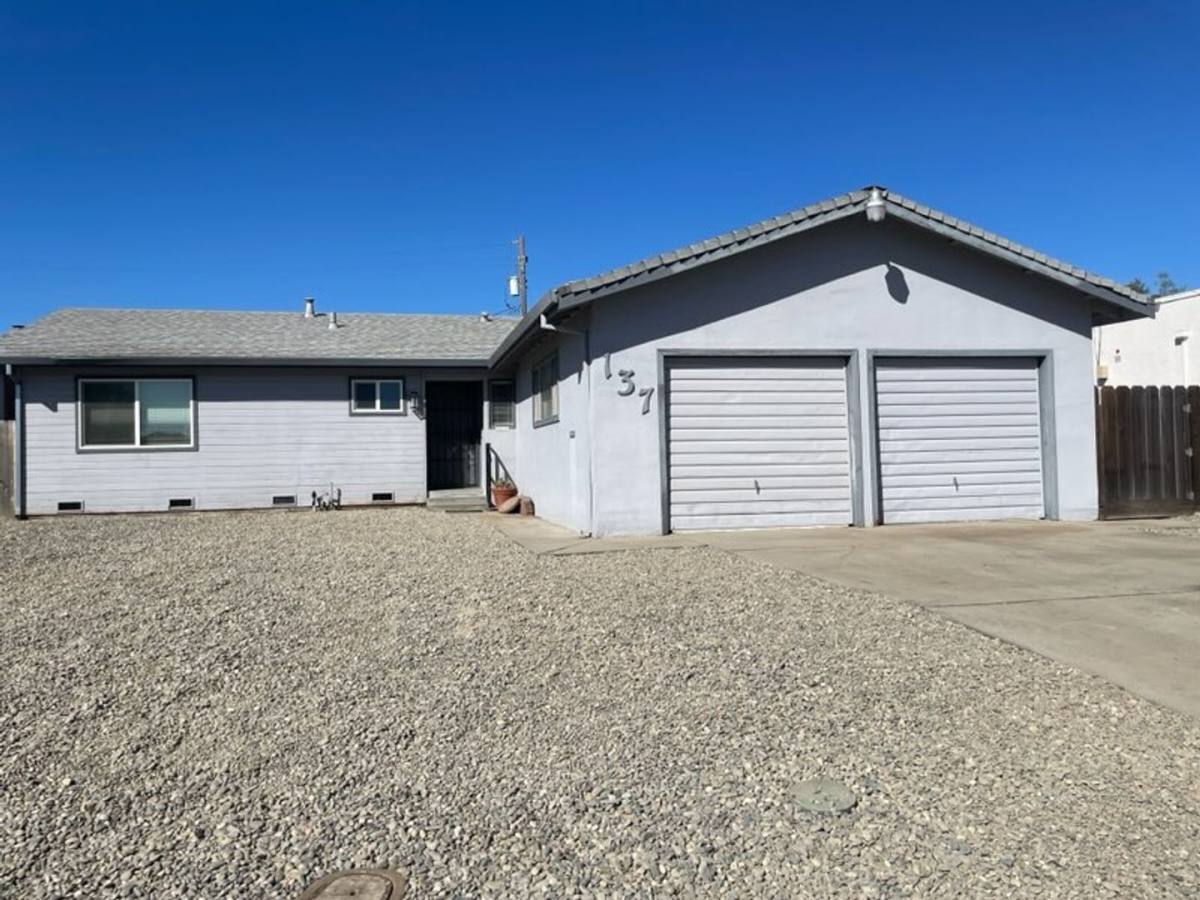 House for rent at 137 Argonaunt St, Manteca, CA 95336