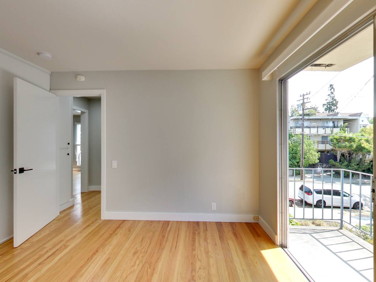 Apartment for rent at 41 Moss Ave #103, Oakland, CA 94610