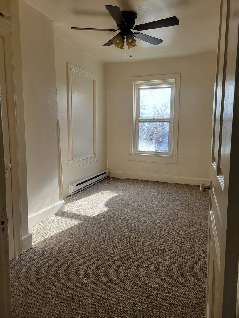 Apartment for rent at 540 W Market St, York, PA 17401